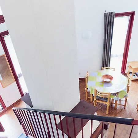 Hotel apartamentowy Les Du Bois De Chelles 3*