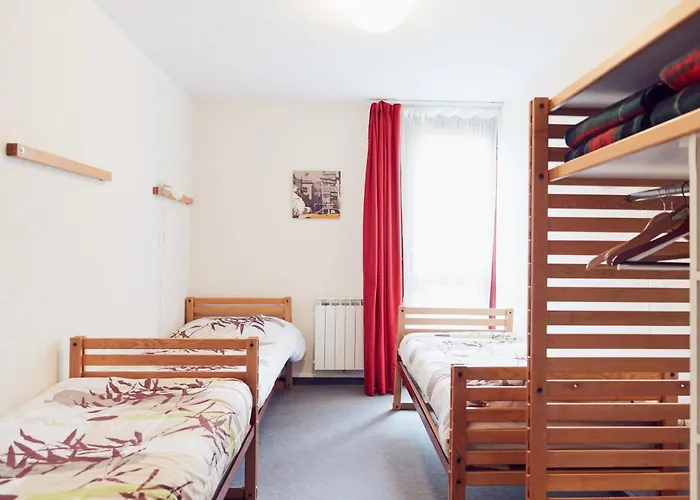 Les Du Bois De Chelles La Chapelle-Geneste